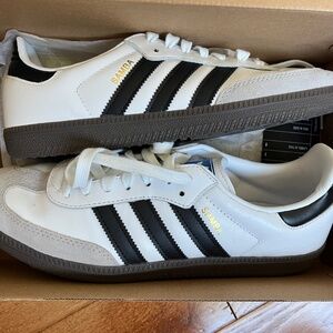 Adidas Sambas